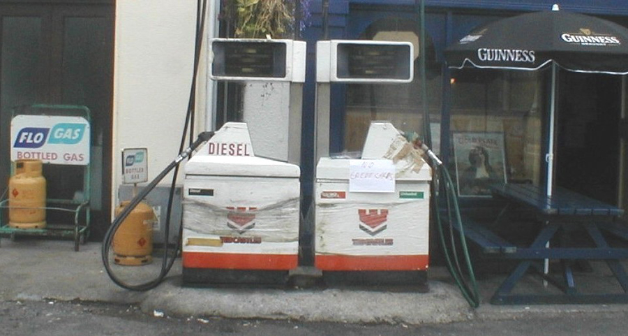 Tankstelle?